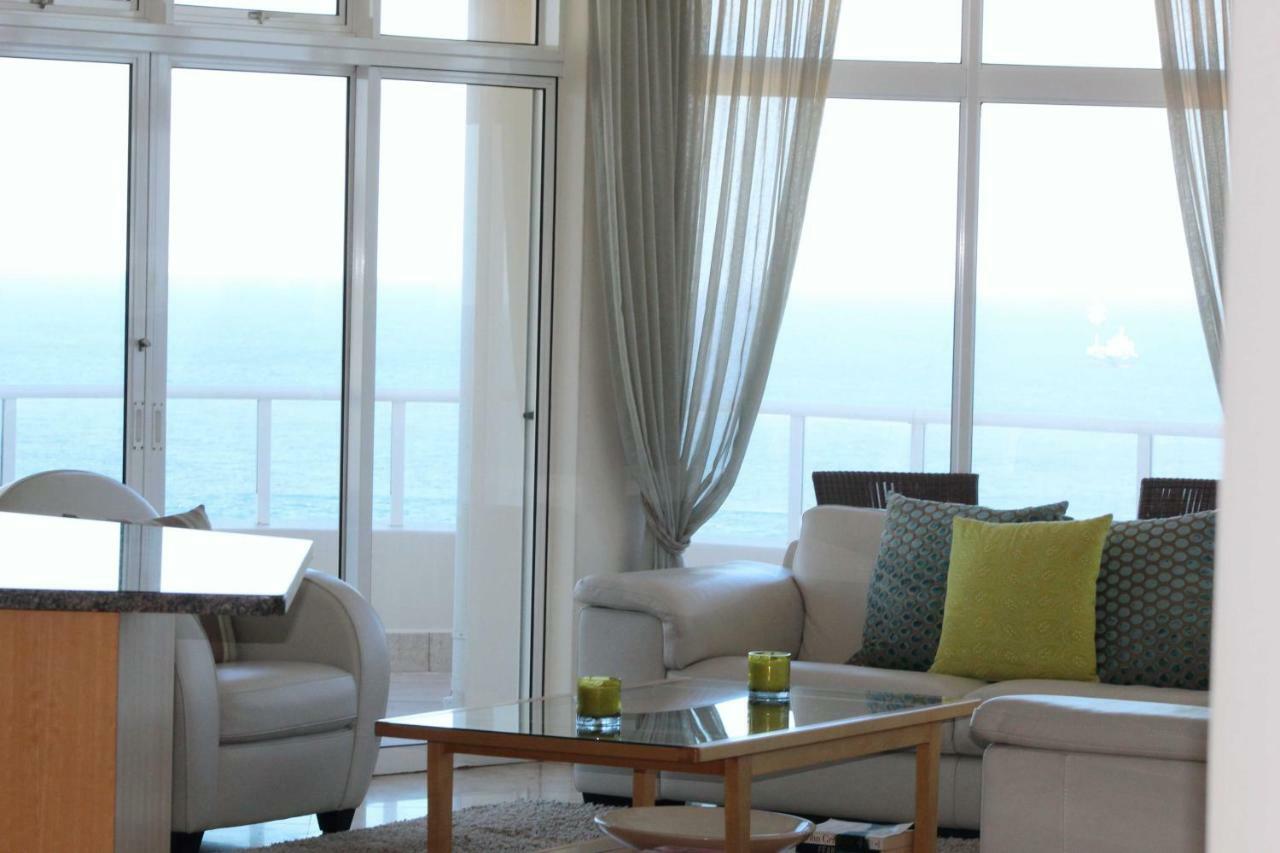 Unit 1101 Oyster Rock Appartement Durban Buitenkant foto