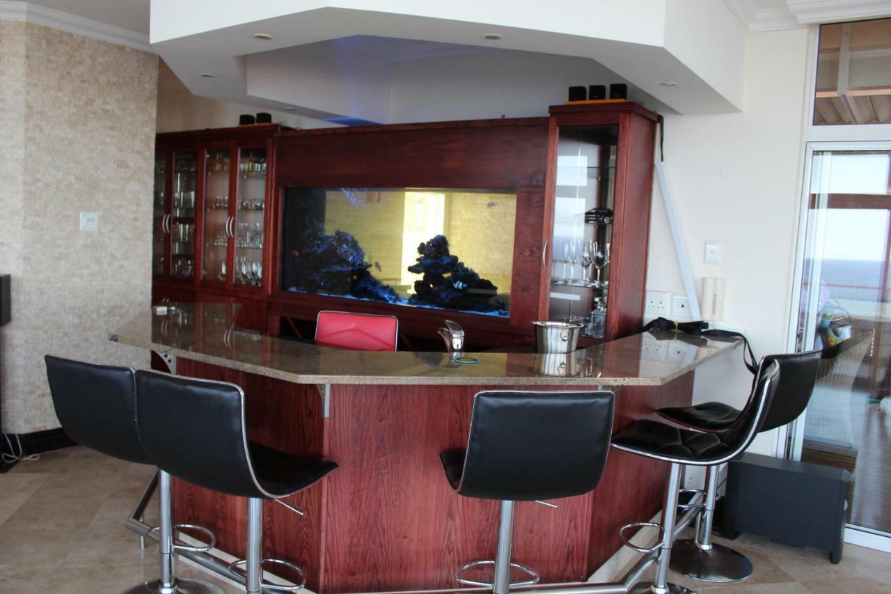 Unit 1101 Oyster Rock Appartement Durban Buitenkant foto