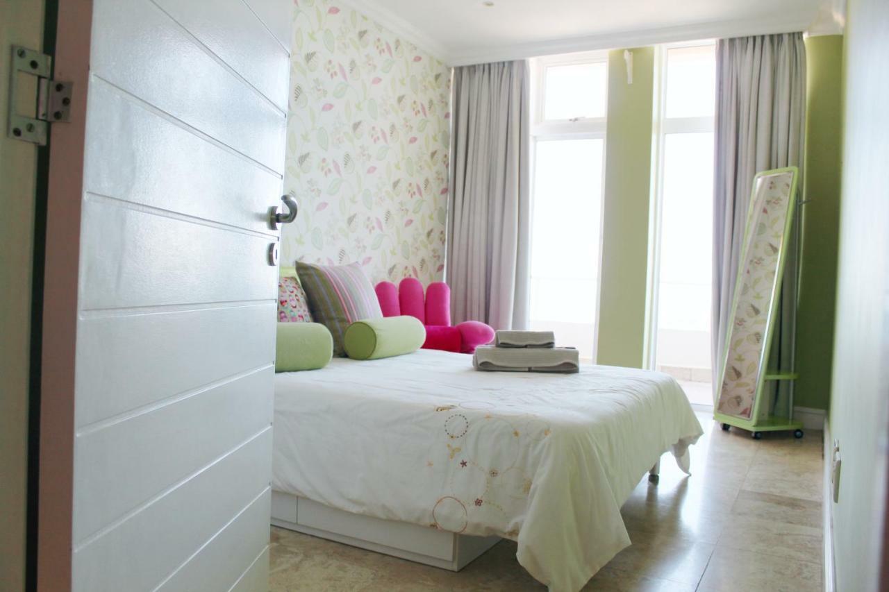 Unit 1101 Oyster Rock Appartement Durban Buitenkant foto